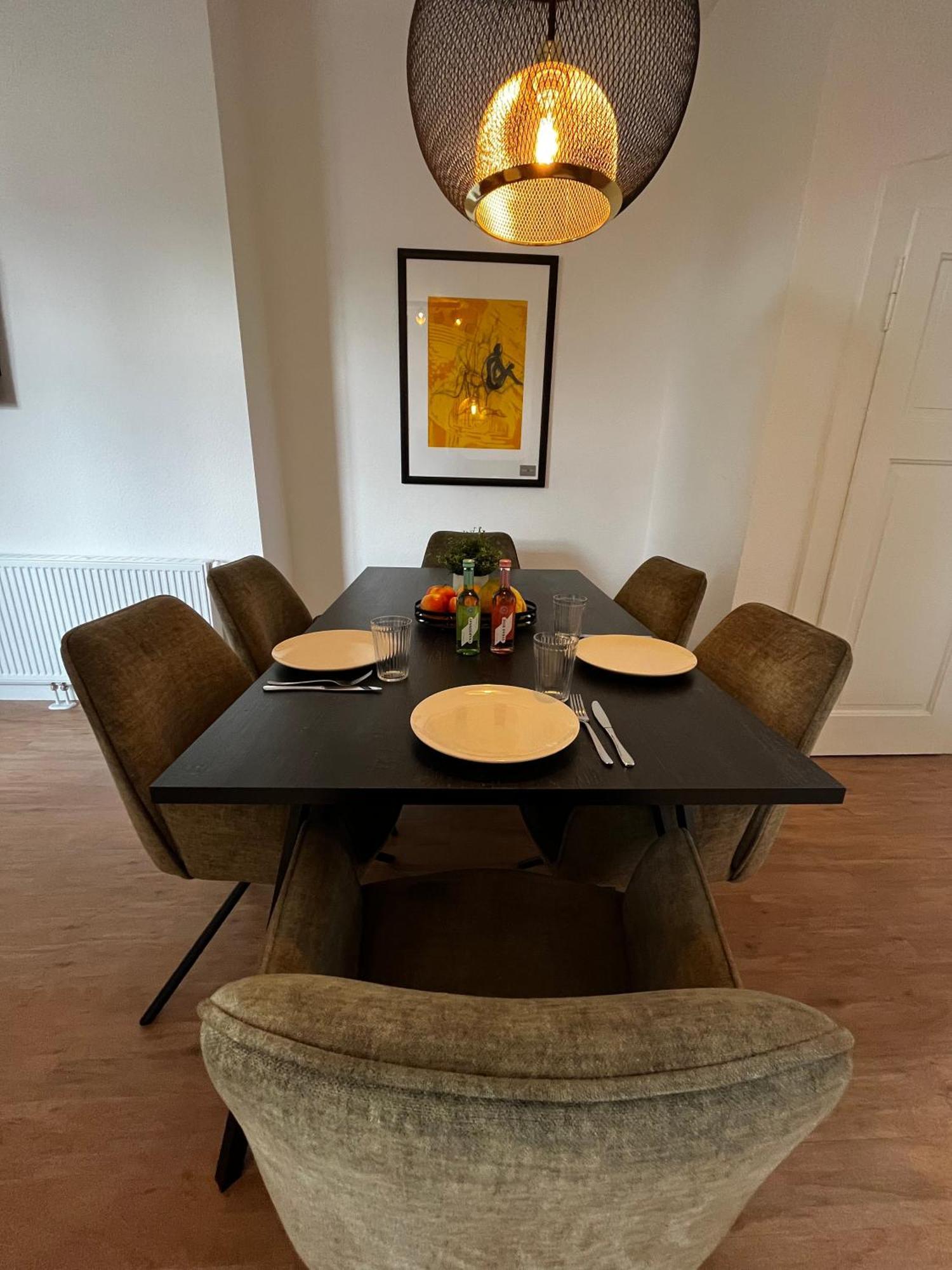 Apartment And Exclusive Im Herzen Saarbrueckens